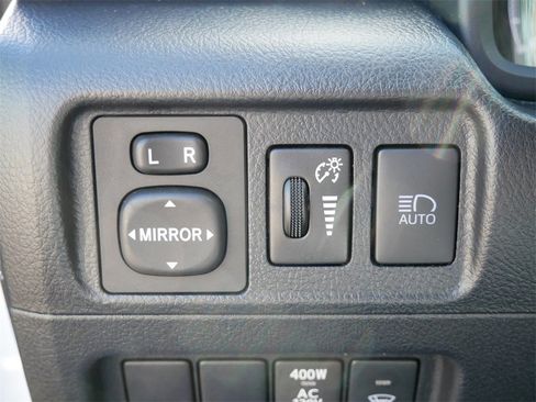 Certified 2024 Toyota 4Runner SR5 Premium image 29