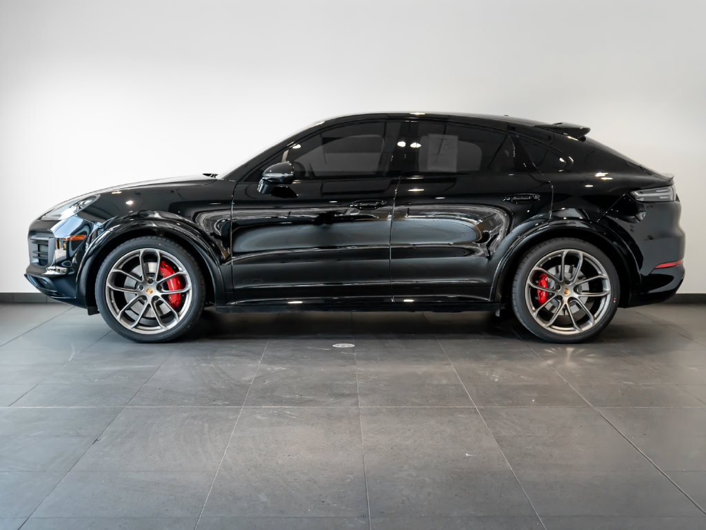 Certified 2021 Porsche Cayenne GTS AWD/4WD image 2