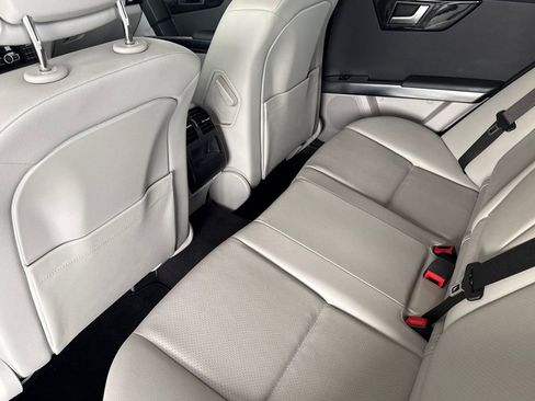 Used 2014 Mercedes-Benz GLK 350 4MATIC image 7