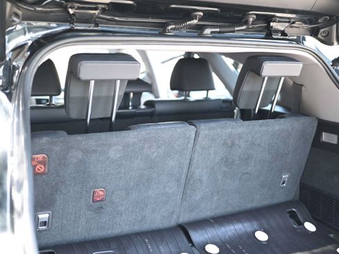 Used 2019 Lexus RX 350L AWD image 16