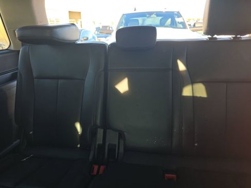 Used 2024 Ford Expedition XLT image 13