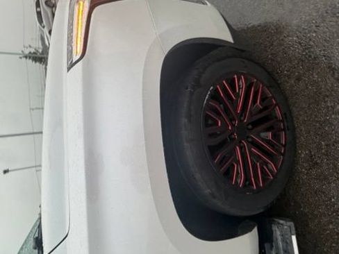Used 2016 Cadillac Escalade Platinum AWD/4WD image 15