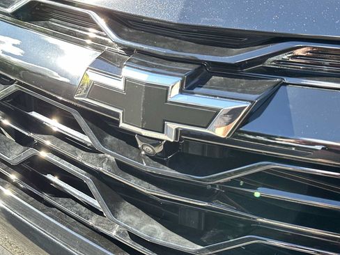 Certified 2025 Chevrolet Equinox RS w/ Safety and Technology Package AWD/4WD image 10