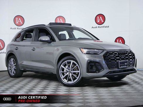 Certified 2023 Audi Q5 e Prestige AWD/4WD image 1