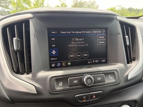 Used 2024 GMC Terrain SLE FWD image 6