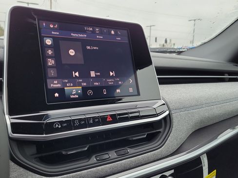 New 2026 Jeep Compass Latitude image 29