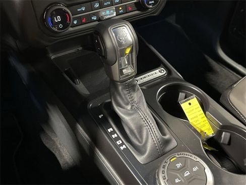 New 2025 Ford Bronco Outer Banks image 25