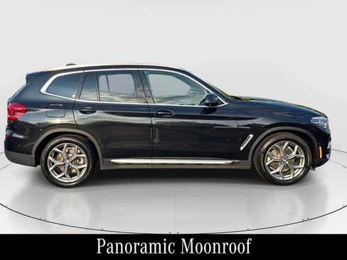 Used 2021 BMW X3 xDrive30e w/ Executive Package AWD/4WD image 4