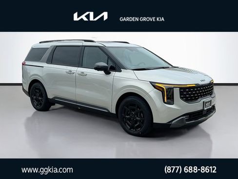 New 2026 Kia Carnival SX w/ SX Dark Edition Package FWD image 1