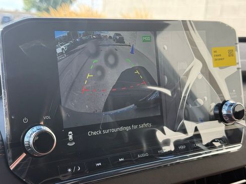 New 2025 Mitsubishi Outlander SEL image 16