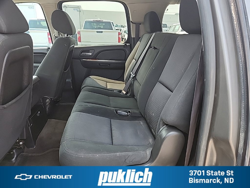 Used 2012 Chevrolet Suburban LS w/ Convenience Package 1 AWD/4WD image 30