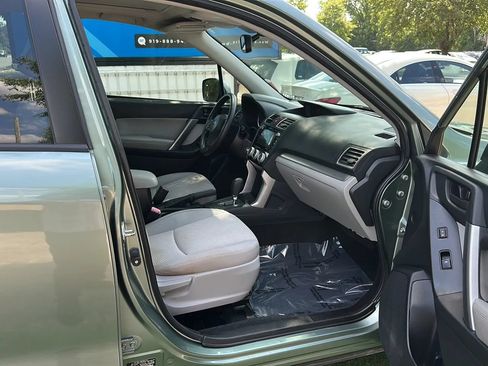 Used 2016 Subaru Forester 2.5i Premium w/ Popular Package #2 AWD/4WD image 23