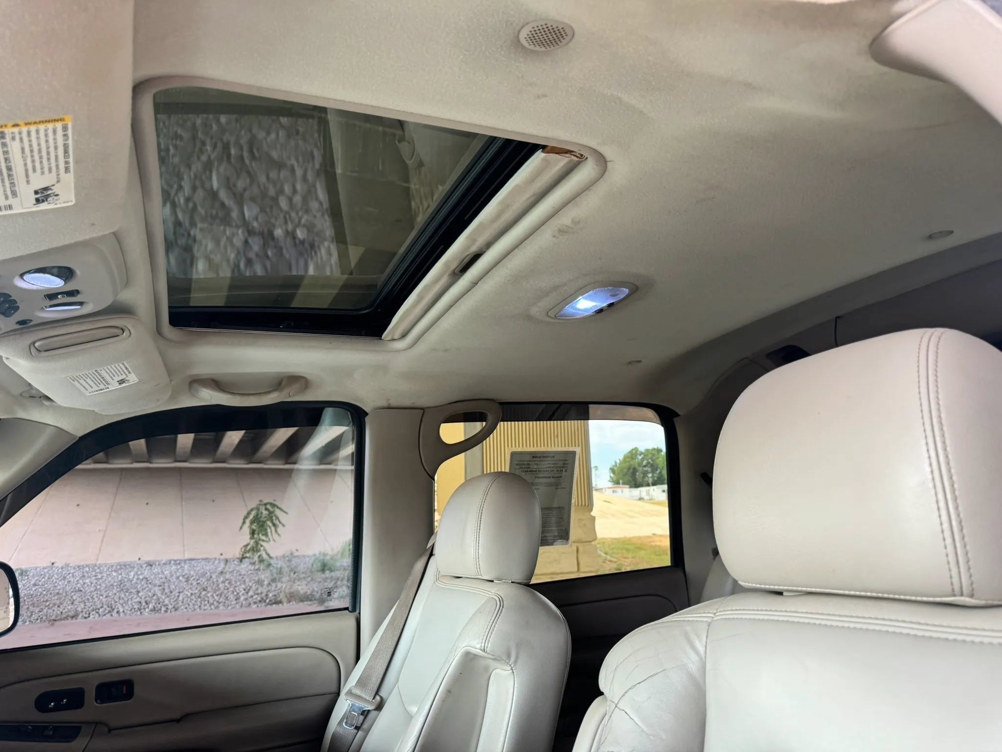 Used 2005 Chevrolet Avalanche Z66 w/ Sun And Sound Package RWD image 17