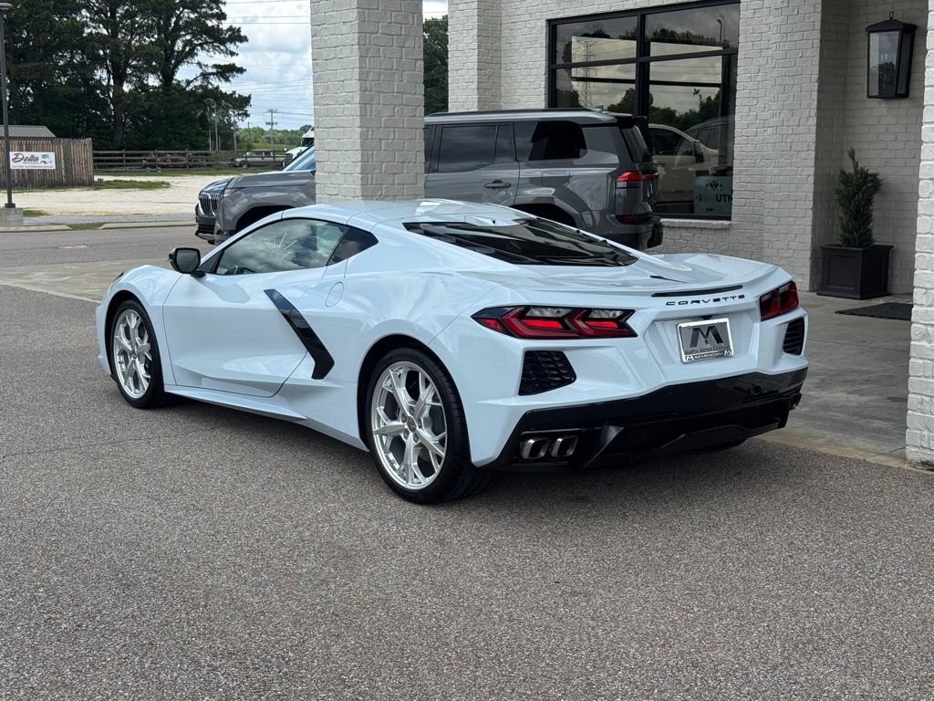 Used 2022 Chevrolet Corvette Stingray Preferred Cpe w/ Battery Protection Package RWD image 9