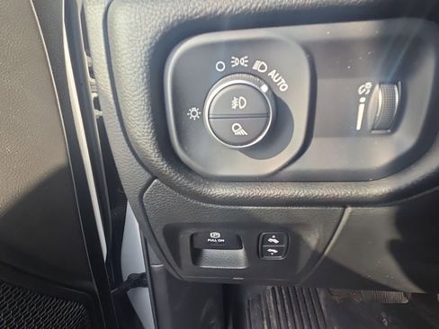 Used 2023 RAM 1500 Big Horn image 11