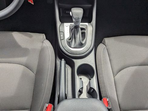 Used 2019 Kia Forte LXS FWD image 14