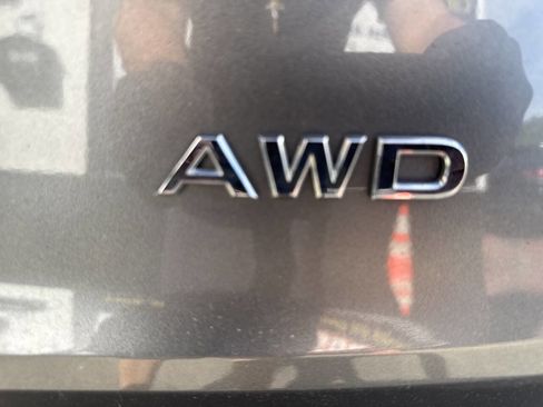 Used 2021 Nissan Rogue S AWD/4WD image 8