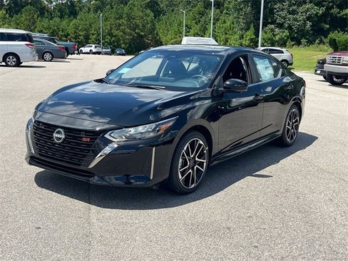 New 2025 Nissan Sentra SR w/ SR Premium Package image 7
