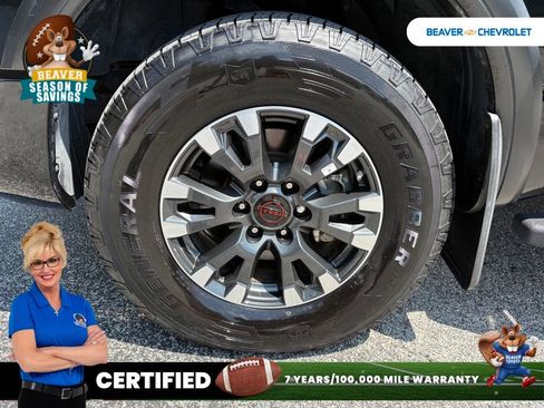 Used 2024 Nissan Titan PRO-4X w/ Pro-4x Convenience Package AWD/4WD image 10