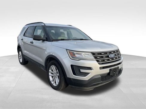 Used 2017 Ford Explorer FWD image 7