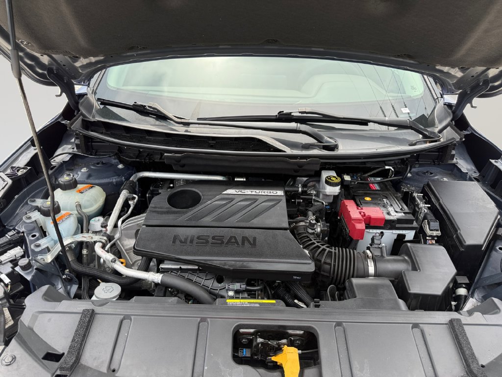 Used 2023 Nissan Rogue S FWD image 19