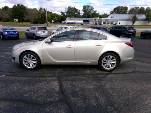 Used 2015 Buick Regal AWD image 7