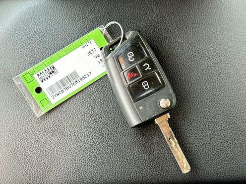 Used 2019 Volkswagen Jetta S w/ Driver Assistance Package image 34