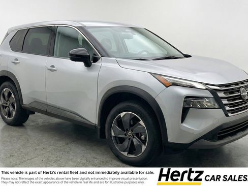 Used 2025 Nissan Rogue SV AWD/4WD image 1