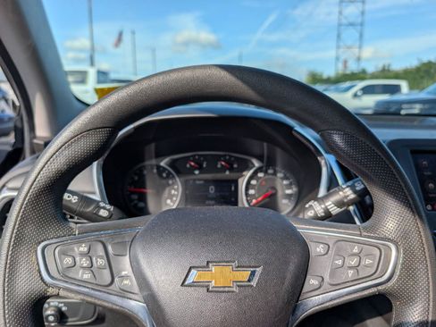 Used 2020 Chevrolet Equinox LT AWD/4WD image 11