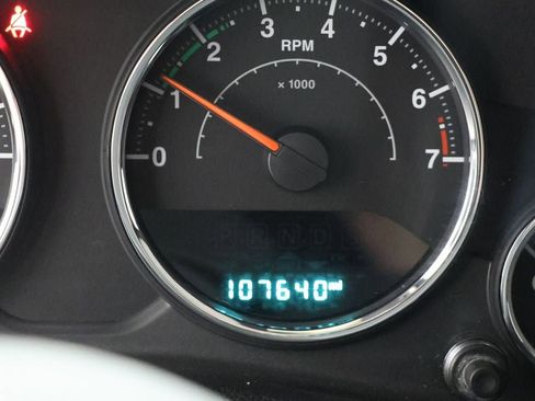 Used 2017 Jeep Wrangler Unlimited Rubicon w/ Dual Top Group image 21