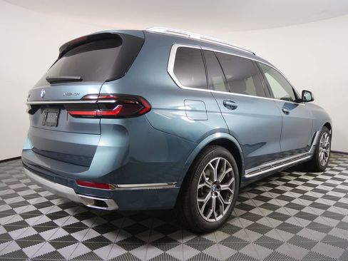 Certified 2025 BMW X7 xDrive40i w/ Premium Package image 3