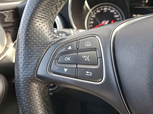 Used 2018 Mercedes-Benz GLC 300 4MATIC image 21