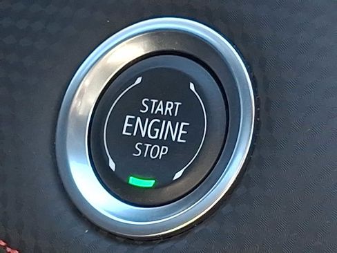 Certified 2025 Chevrolet Equinox RS w/ Safety and Technology Package image 23