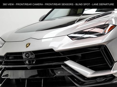 Used 2024 Lamborghini Urus Performante AWD/4WD image 2