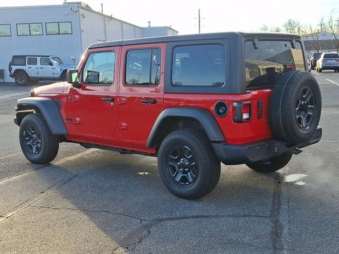 Used 2025 Jeep Wrangler Unlimited Sport image 4