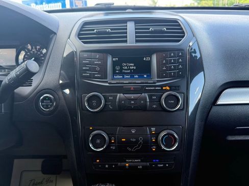 Certified 2018 Ford Explorer XLT AWD/4WD image 15