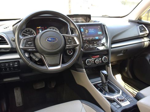 Used 2019 Subaru Forester Limited w/ Popular Package #3 AWD/4WD image 3