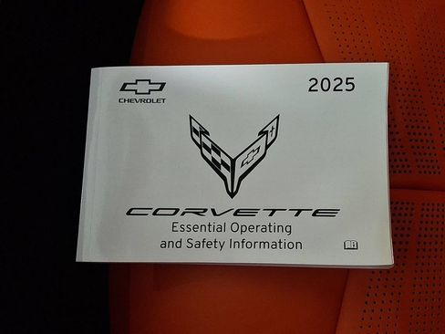 Used 2025 Chevrolet Corvette Stingray Premium Cpe w/ Stealth Interior Trim Package RWD image 27