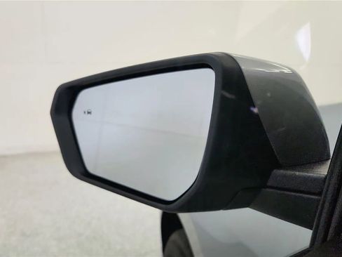 Used 2024 Chevrolet Equinox LT w/ LPO, Floor Liner Package AWD/4WD image 24