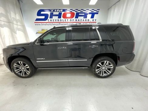 Used 2019 GMC Yukon Denali w/ Denali Ultimate Package AWD/4WD image 9