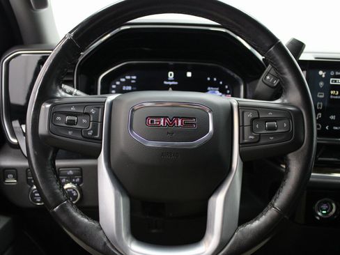 Used 2022 GMC Sierra 1500 SLE image 33