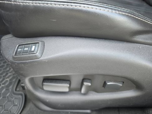 Used 2012 Cadillac SRX Luxury FWD image 10
