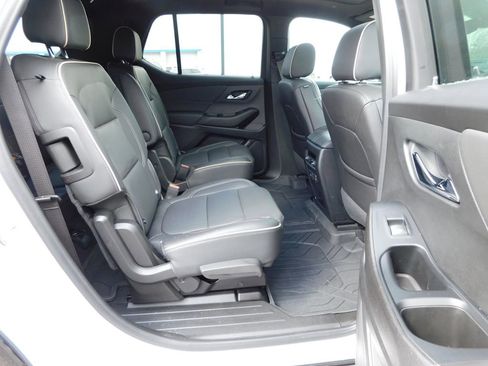 Used 2023 Chevrolet Traverse Premier w/ Redline Edition image 22
