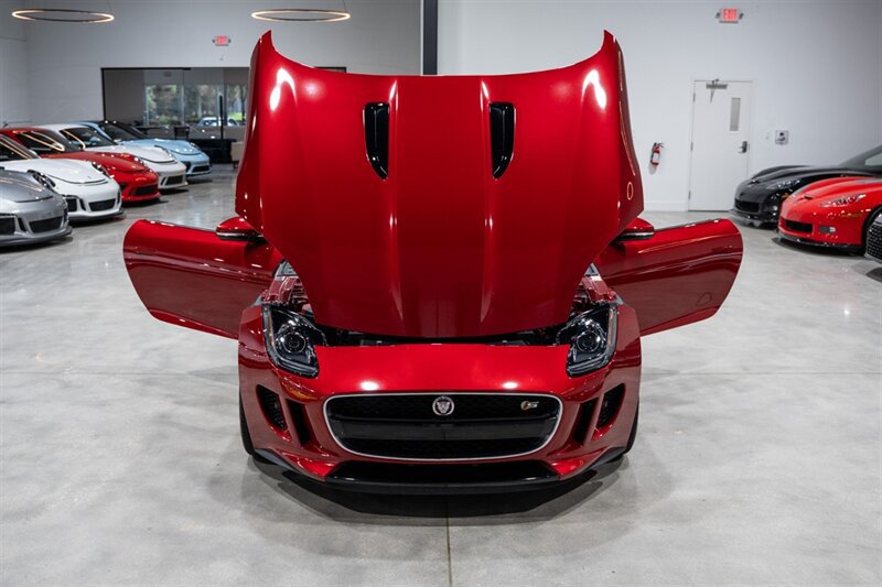 Used 2015 Jaguar F-TYPE S RWD image 40