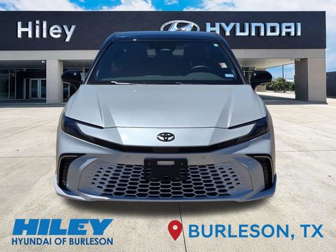 Used 2026 Toyota Camry XSE w/ Premium Plus Package FWD image 8