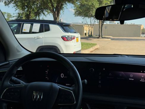 Used 2025 Buick Encore GX Preferred FWD image 34