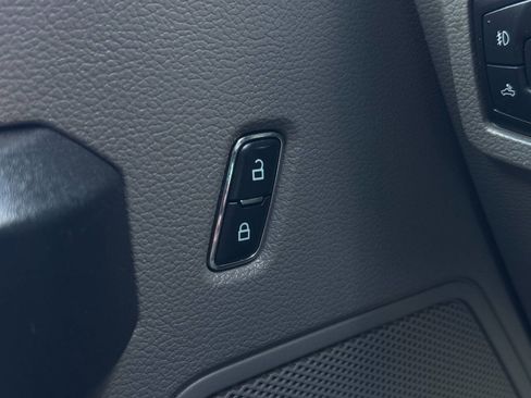 Used 2016 Ford F150 XL w/ Equipment Group 101A Mid image 23