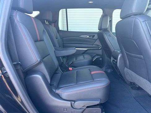 Used 2024 Chevrolet Traverse RS w/ LPO, Floor Liner Package FWD image 17