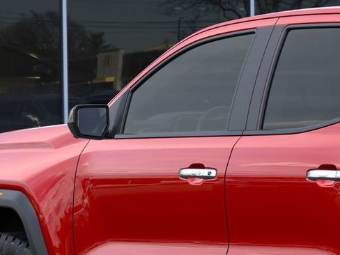 New 2026 GMC Canyon Denali AWD/4WD image 12