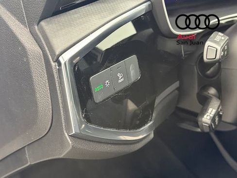 Used 2025 Audi Q3 2.0T Premium w/ Convenience Package image 36